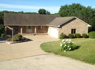 21412 71st Ave N, Port Byron, IL 61275