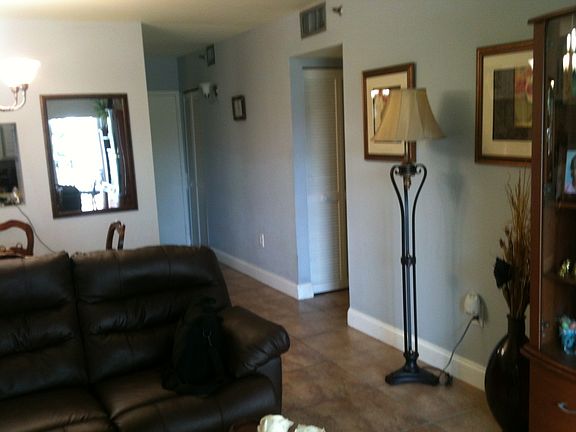 3rd image of 1700 NW North River Dr APT 203