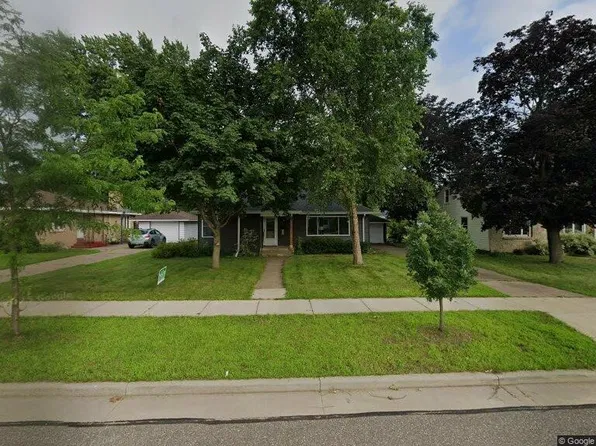215 W Lexington Boulevard, Eau Claire, WI 54701