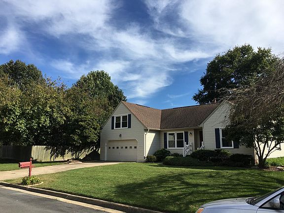 2nd image of 5605 William & Mary Ct