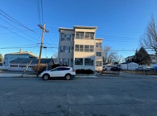 12 Hartford St, Fitchburg, MA 01420