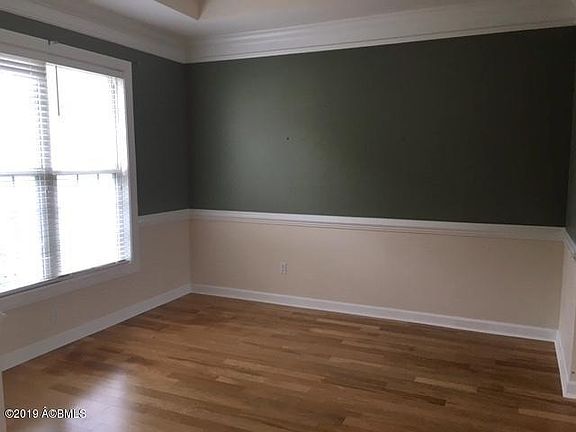 4th image of 93 Muirfield Drive