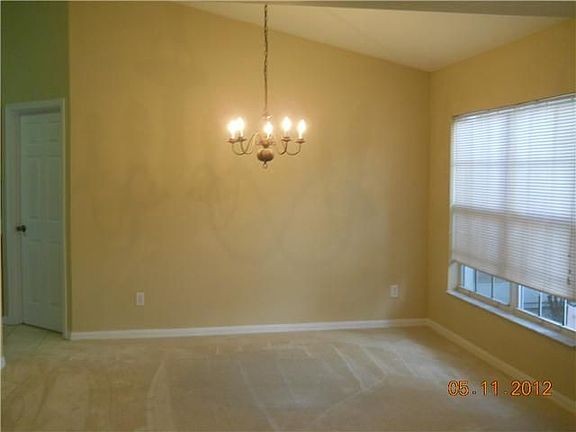 Home For Sale In Port saint lucie