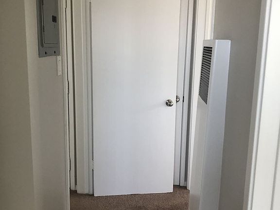 3rd image of 9333 Crenshaw Blvd APT 3