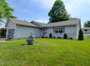 2740 Mill River Pl, Decatur, IL 62521