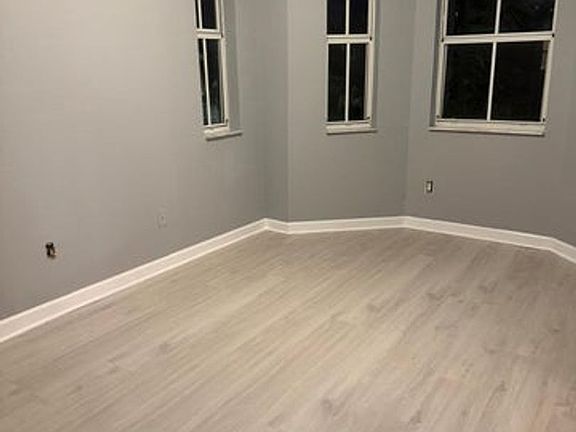 3rd image of 3501 Shoma Dr #333