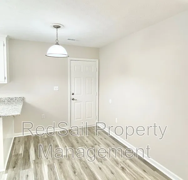 39 Whites Ln #A — Photo 11