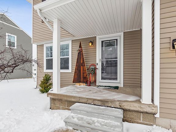 5th image of 633 Avocet Dr