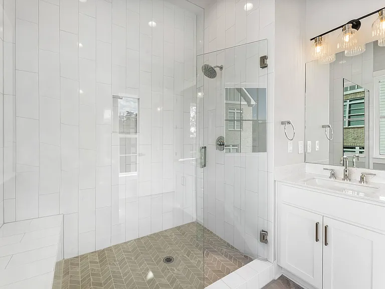 2035 Parkside Ln — Photo 28
