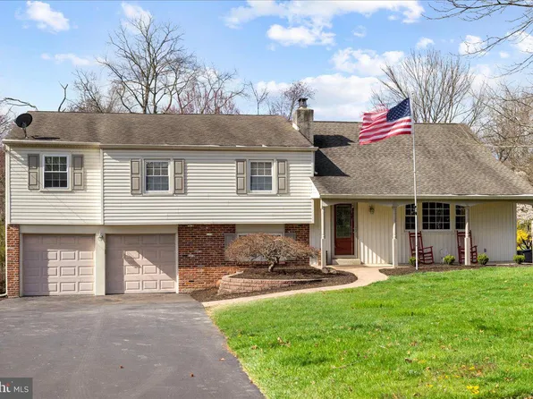 566 Mallard Dr, Chalfont, PA 18914