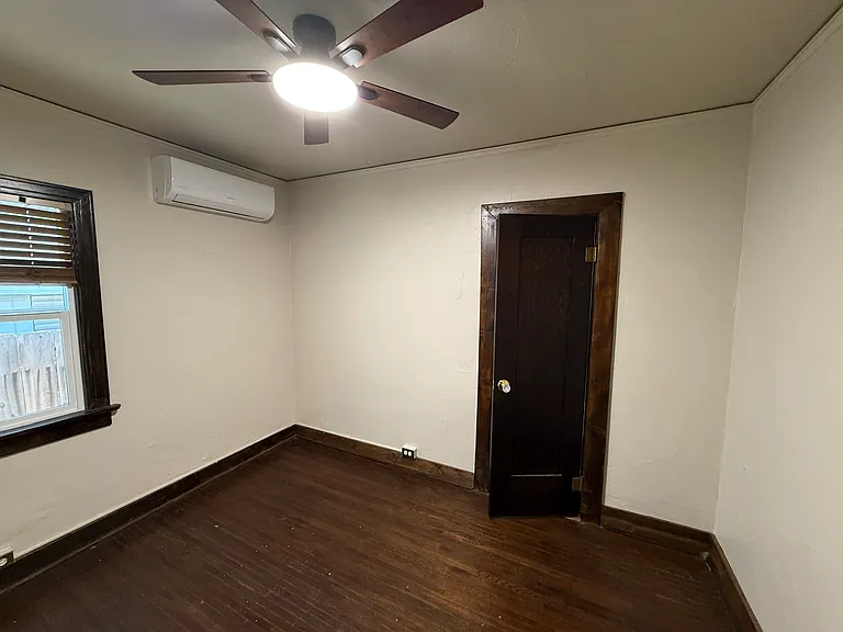 4032 Wabash Ave — Photo 17