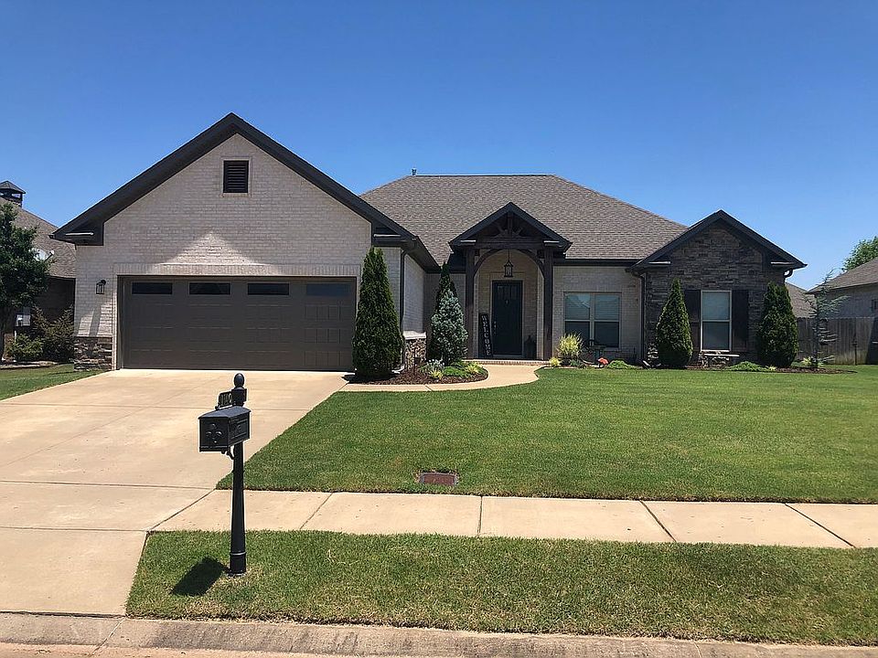 1st image of 1740 Pecan Creek Dr