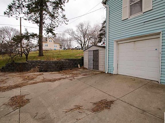 5th image of 2307 S Magnolia St