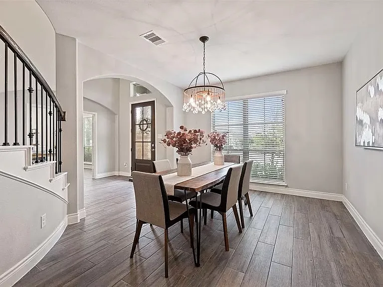 2037 Judge Fisk Ct — Photo 4