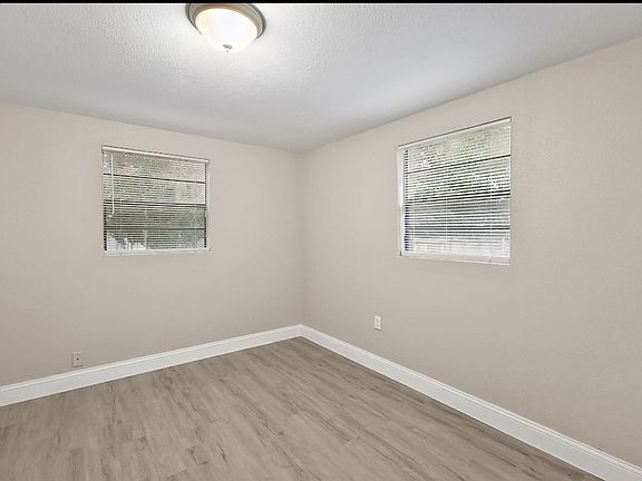 2nd image of 1137 Hazzard Ave