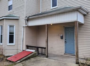 555 W Hallam Ave APT 2, Washington, PA 15301