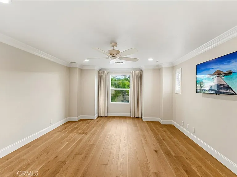 21261 Baeza Cir — Photo 26