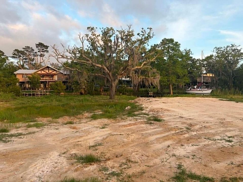 1st image of 4301 Riverside Dr
