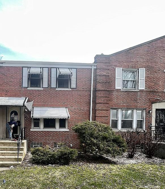 1st image of 6337 S Vernon Ave
