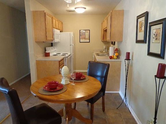 Kitchen/dining area