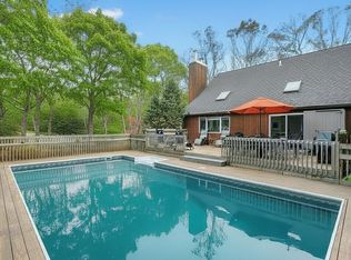 51 Roses Grove Rd, Southampton, NY 11968