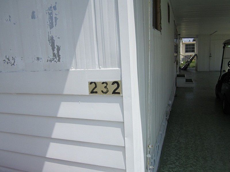 1st image of 232 Lucerne Ave