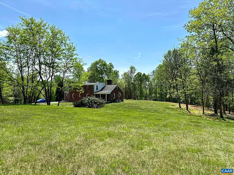 2278 Hansens Mountain Rd — Photo 40
