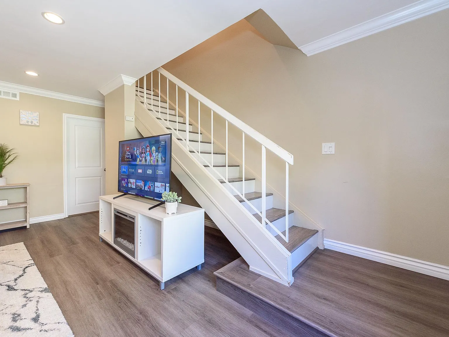 3525 Monair Dr — Photo 3