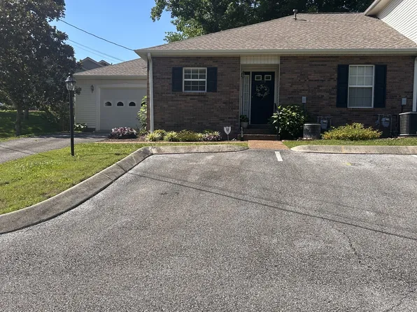 109 Eastdale Ln, Dickson, TN 37055