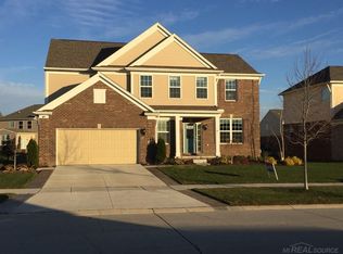 49408 Gracechurch Rd, Macomb, MI 48044