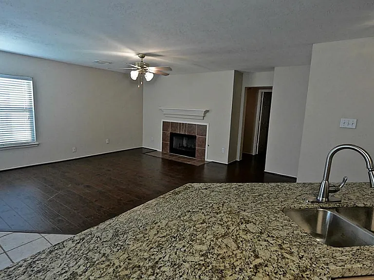 18234 Mayfield Meadow Ln — Photo 8