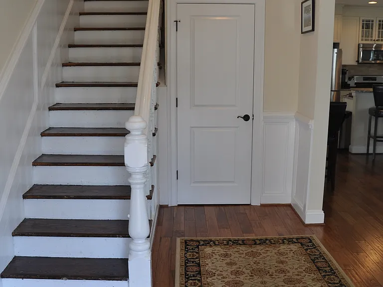 827 Nalle St — Photo 3
