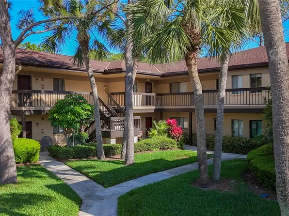 2685 Sabal Springs Cir APT 201, Clearwater, FL 33761