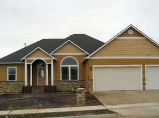 7513 N #G, Spokane, WA 99208