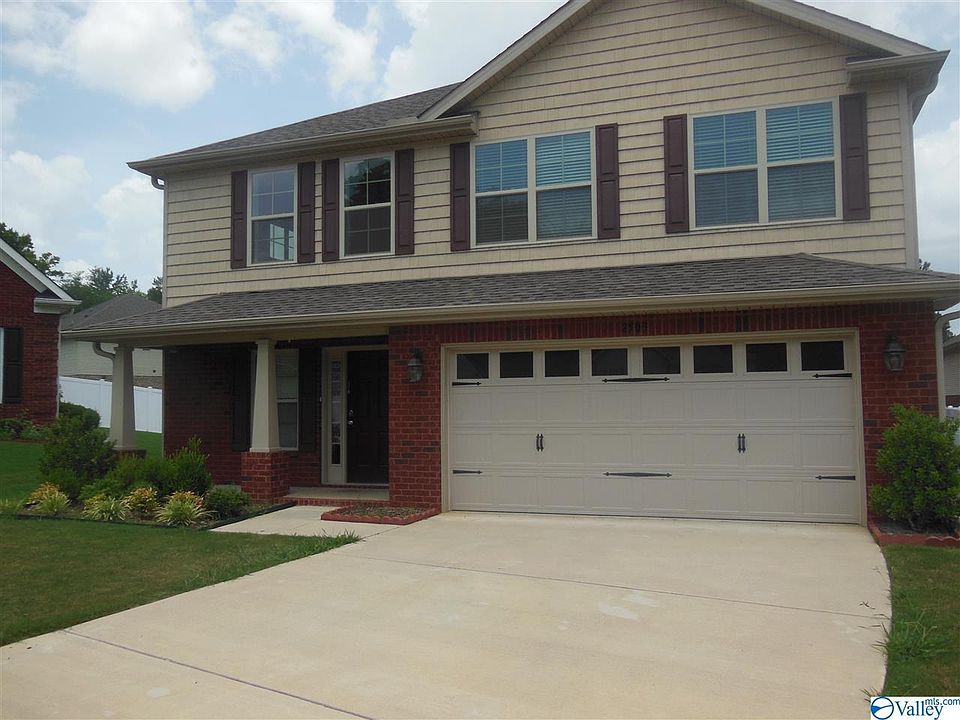 1st image of 2503 Millwood Cir SE