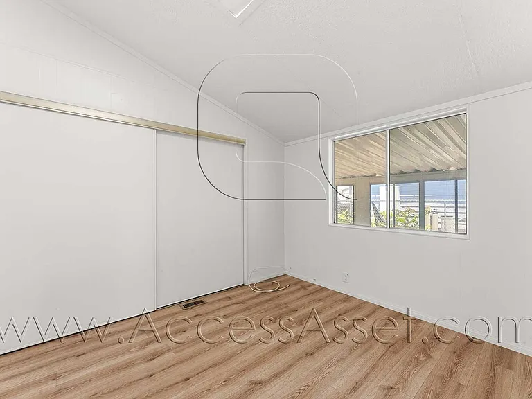 1360 Cabrillo Dr — Photo 18