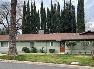 1300 Lochbrae Rd, Sacramento, CA 95815