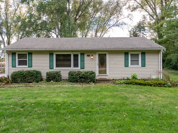 25717 W Highland Ave, Antioch, IL 60002