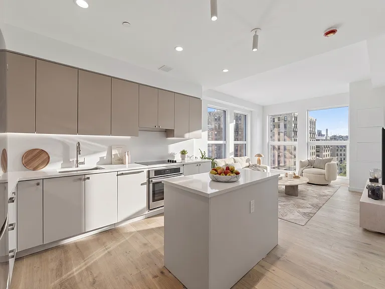 636 W 158th St #5A — Photo 1