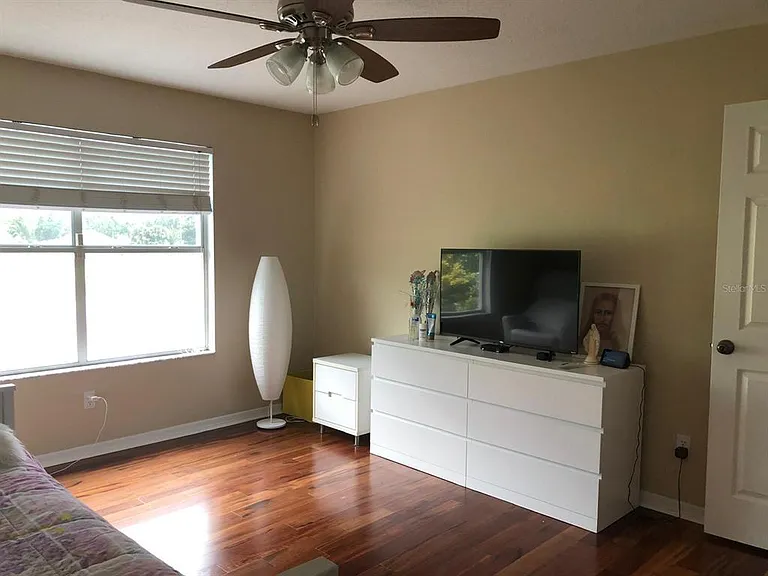 2226 Westbourne Dr — Photo 26