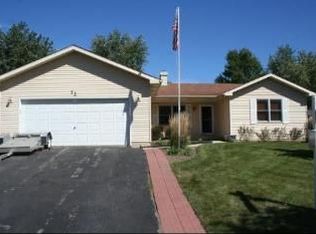 72 Brockway Dr, Oswego, IL 60543