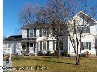 6103 Oday Dr, Centreville, VA 20120