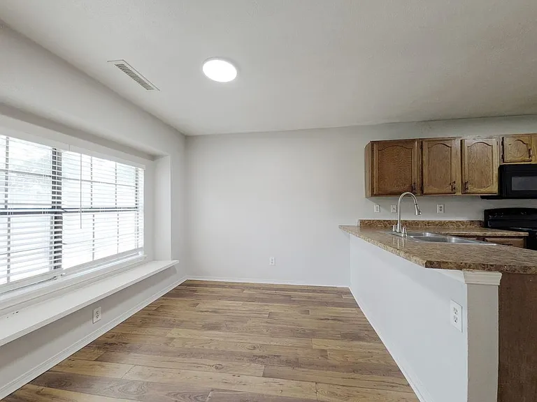 602 Heritage Hill Dr — Photo 13