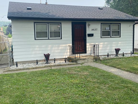 3rd image of 14137 S Calhoun Ave