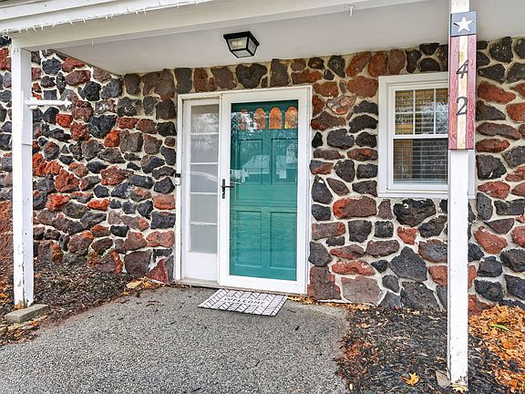 3rd image of 42 Marianna Road