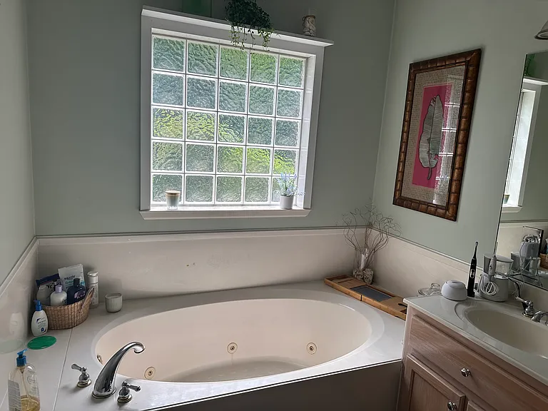 714 Hidden Oaks Dr — Photo 5