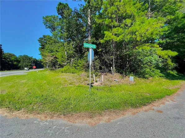 109 Clearwater Trl NE #10, White, GA 30184