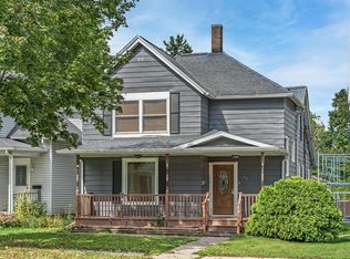 412 2nd Ave, Baraboo, WI 53913