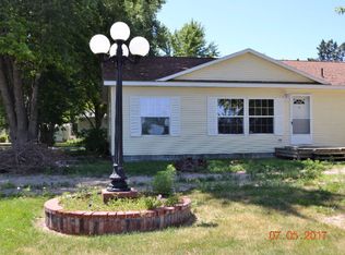 170 Lynn Ln, Grand Island, NE 68801