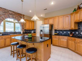 7718 Old Tree Ct, Sugar Land, TX 77479